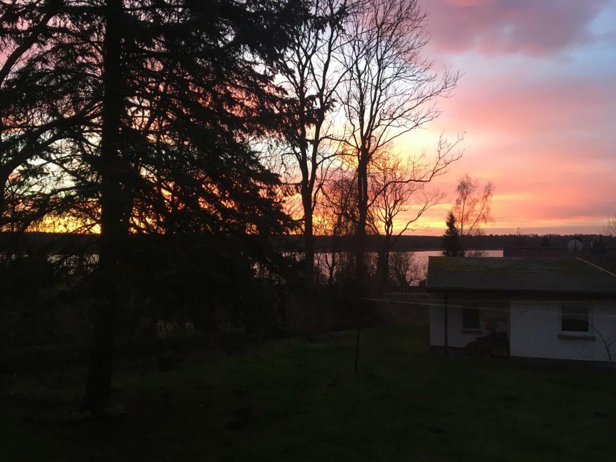 Ferienhaus Am Schweriner See Hohen Viecheln المظهر الخارجي الصورة